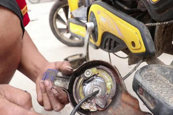 昆明市电动车刹车故障